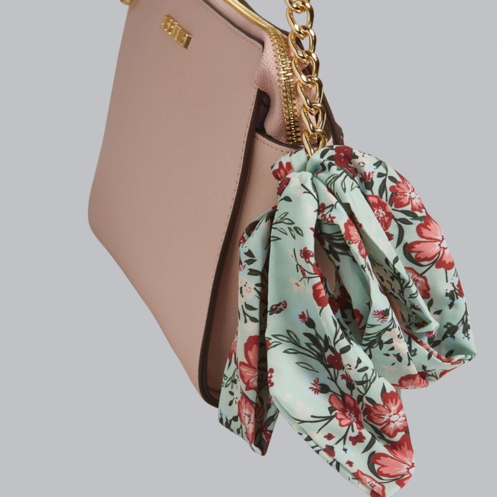 STEVE MADDEN LEXI SCARF CROSSBODY LIGHT PINK
